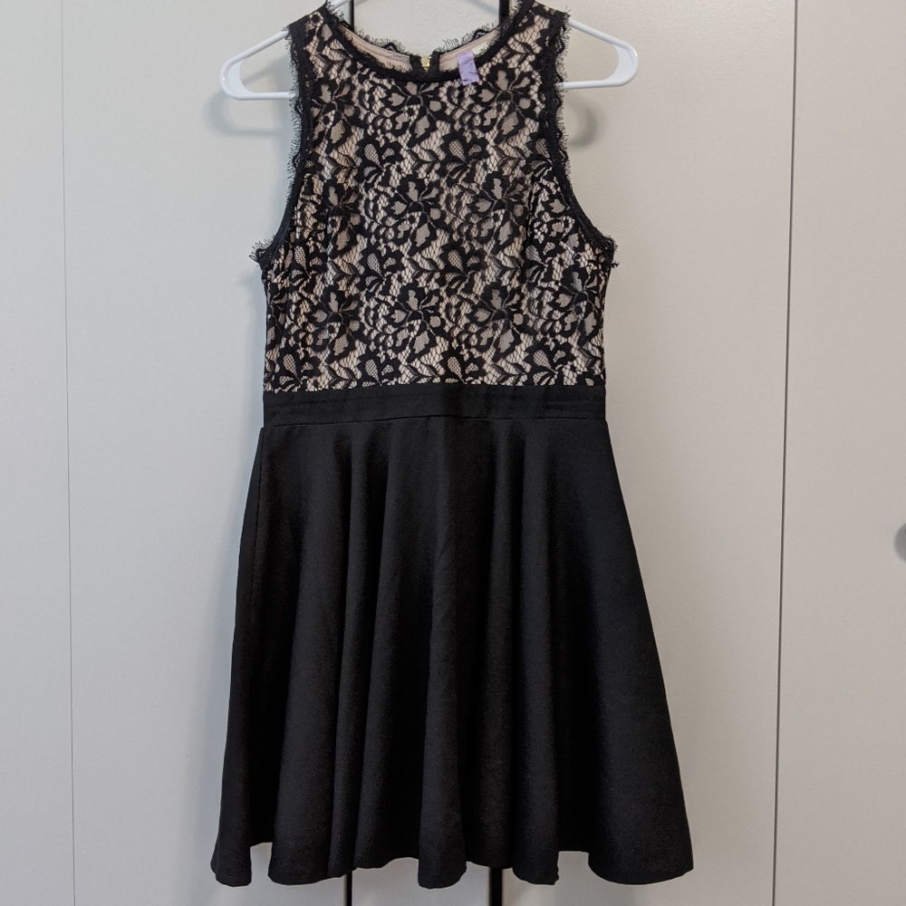 Black lace dress